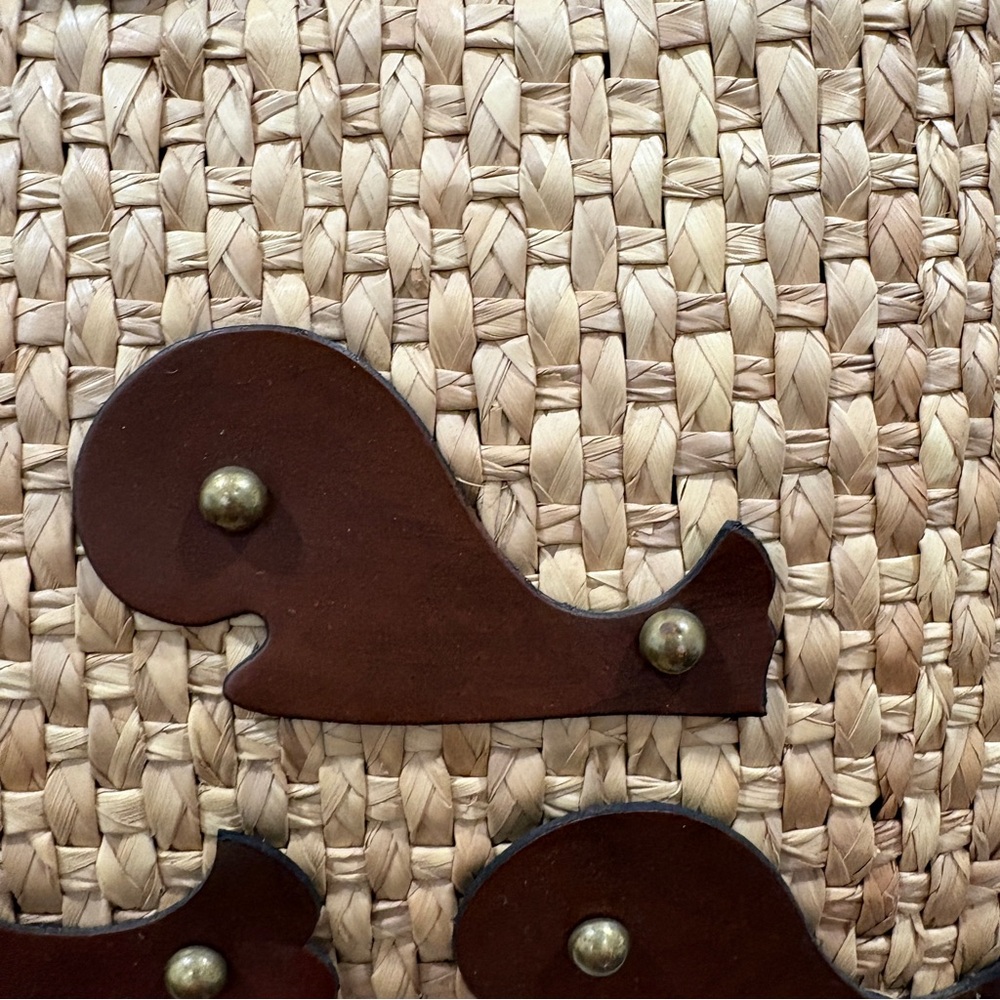 Vintage Woven Straw Tote with Whale Accents made in Mexico - Picture 4 of 6